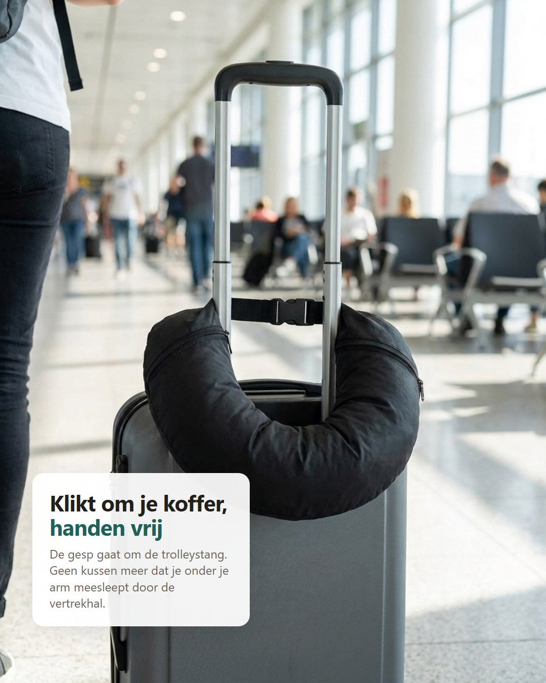 Reisnekkussen geklikt om de trolleystang